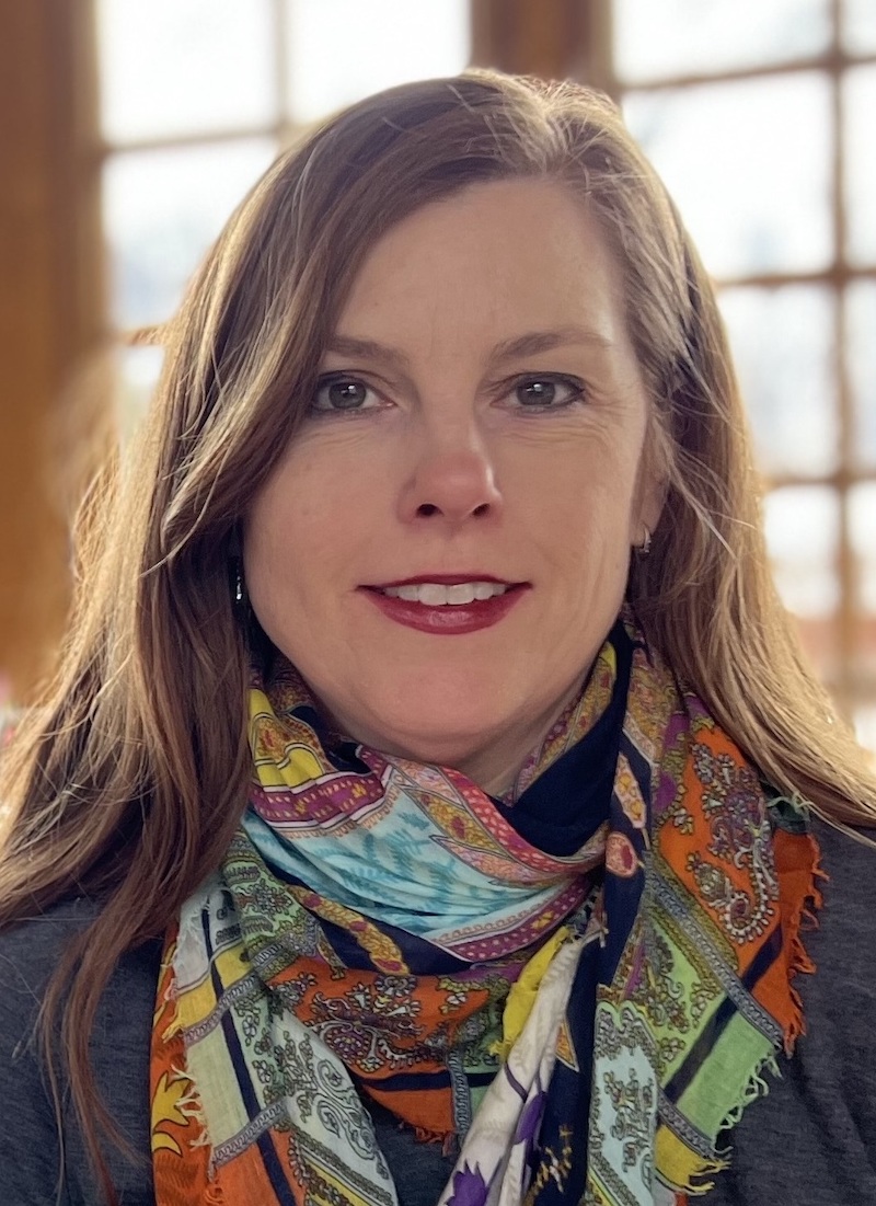 Photo of Jenifer Vija, founder and owner or Ajivia Bioanalytical Consulting.